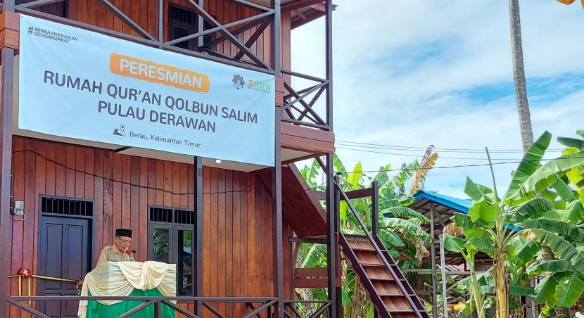 BMH bersama DPD Hidayatullah Berau meresmikan Rumah Quran Qolbun Salim Pulau Derawan, Kabupaten Berau, Provinsi Kalimantan Timur, Selasa (24/5).