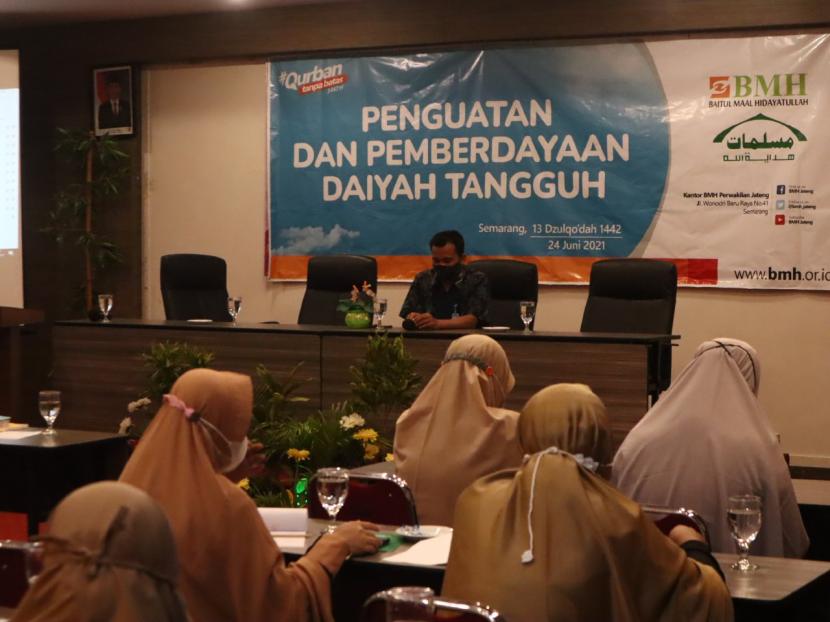 BMH bersama Pengurus Wilayah Mushida Jawa Tengah menggelar  upgrading daiyah tangguh, 24 dan 25 Juni 2021.