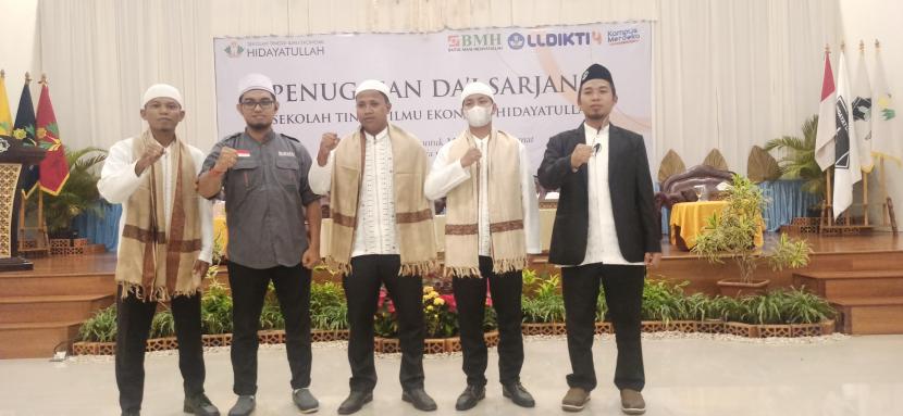 BMH bersinergi dengan STIE  Hidayatullah Depok menyiapkan dan menugaskan dai sarjana ke seluruh Indonesia.