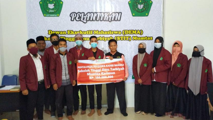 BMH me nyalurkan beasiswa untuk mahasiswa STIT Mumtaz, Tanjung Balai Karimun, Kepulauan Riau (Kepri).