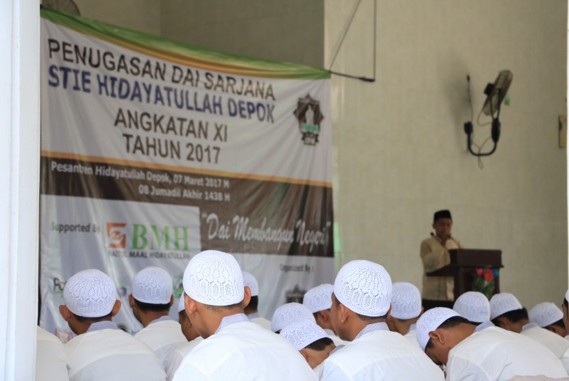 BMH melepas 21 Dai Tangguh untuk berdakwah di berbagai daerah pelosok Indonesia.