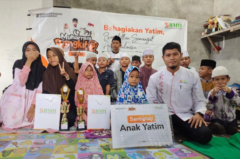 BMH menggelar lomba hafalan Alquran juz 30 untuk anak yatim di Panti Asuhan Al-Muhibbin, Kalibelang, Kecamatan Bergas, Kabupaten Semarang, Jawa Tengah, Jumat  (26/8/2022).