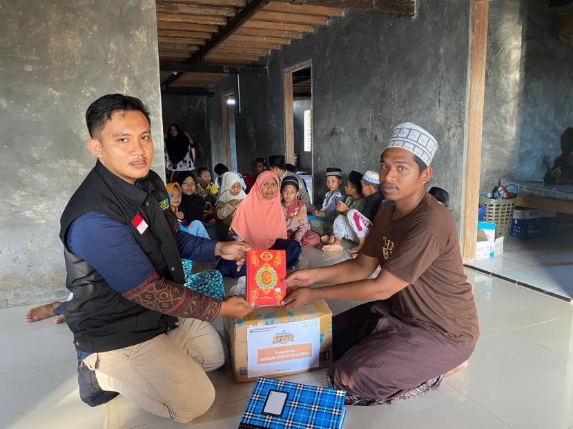 BMH mengirimkan bantuan Alquran dan Iqra  ke Panti Asuhan Limunjan di Jalan Limunjan,  Kecamatan Sambaliung,  Kabupaten Berau,  Kalimantan Timur.  Panti asuhan tersebut terbakar pada 5 Agustus 2022.