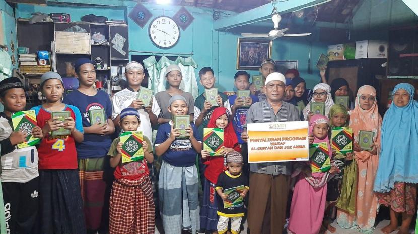 BMH menyalurkan 30 mushaf Alquran da 30 Juz 