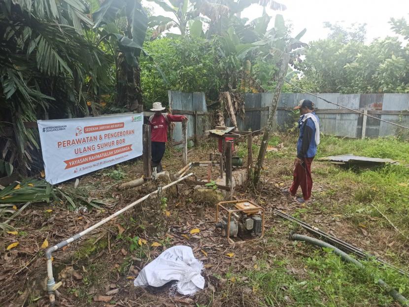 BMH menyalurkan sedekah jariyah sumur bor,  perawatan dan pengeboran ulang di Ponpes Rahmatullah, Lempake, Samarinda Utara, Kalimantan Timur.