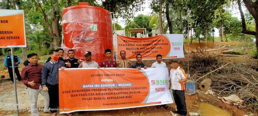 BMH meresmikan sumur bor dan fasilitas air bersih di Pulau Seraya, Kepulauan Riau (Kepri), Rabu (8/9).