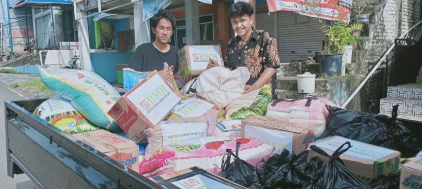 BMH Perwakilan Kalimantan Utara (Kaltara) menyalurkan beras dan kebutuhan lainnya untuk para santri yang tersebar di lima kabupaten/kota di Kaltara.