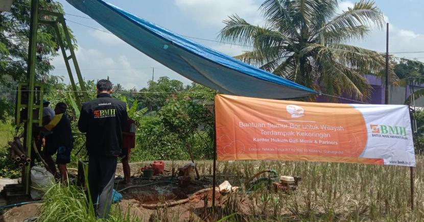  BMH Perwakilan Yogyakarta membangun sumur bor di Yayasan As-Sakinah, Dusun Balong, Sleman.