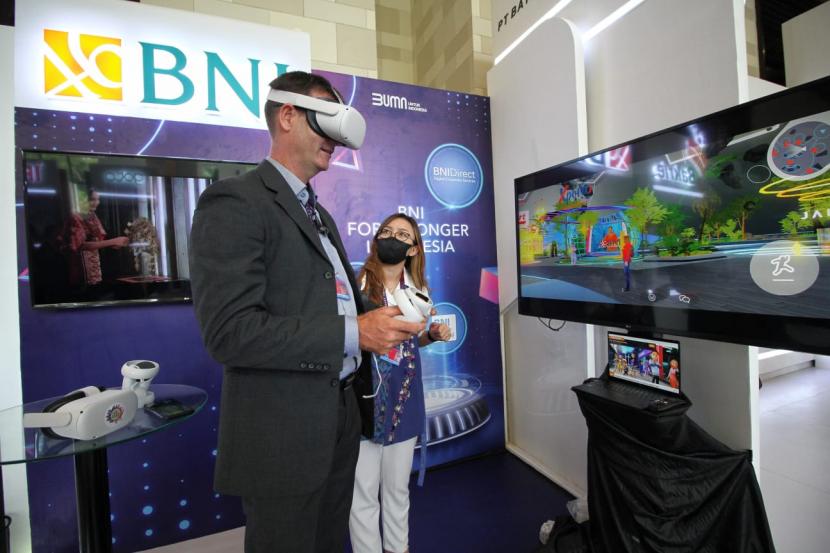 BNI memperkenalkan produk-produk digitalnya melalui showcase Metaverse.