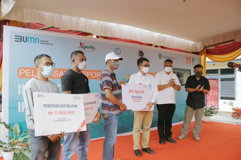 BNI resmi menggandeng startup fishOn dalam meningkatkan ekspor produk perikanan di Maumere, Nusa Tenggara Timur (NTT), pada Sabtu (30/10). 