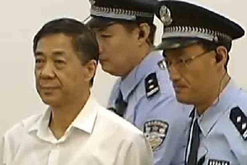 Bo Xilai, politisi dan mantan pejabat Cina yang diduga terlibat korupsi