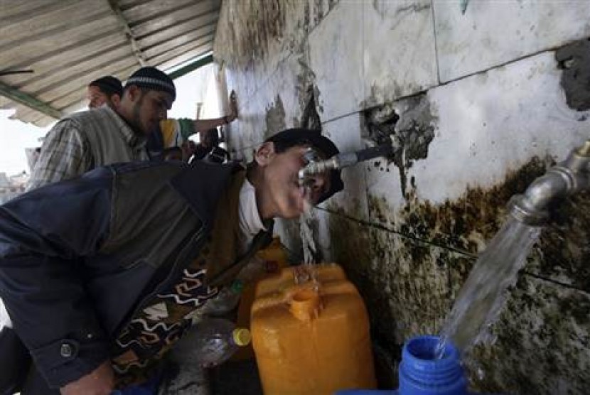Sekelompok perempuan Indonesia membuat sumur atasi krisis air Gaza dan Tepi Barat. Ilustrasi.