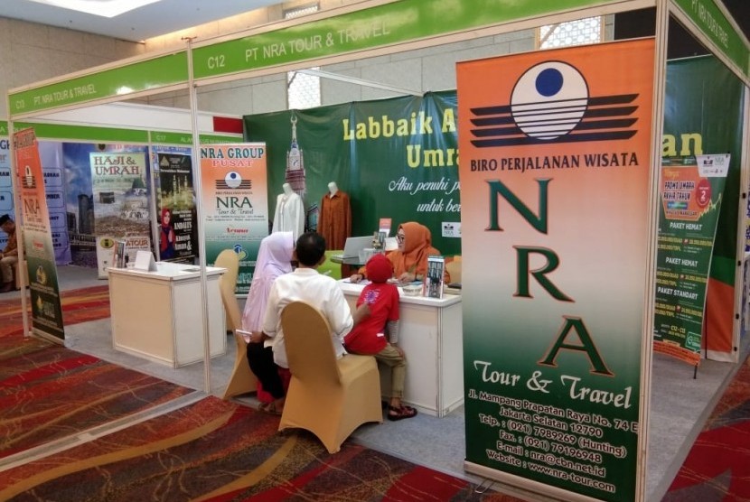 Booth NRA Tour & Travel (NRA Group)   di Islamic Tourism Expo (ITE) 2018, Makassar.