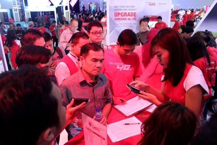 Booth Telkomsel di Indonesia Cellulaar Show 2016
