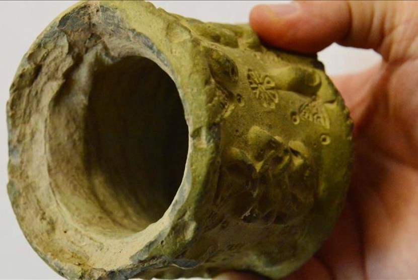 Botol obat kuno yang diprediksi berusia 900 tahun ditemukan di Turki.