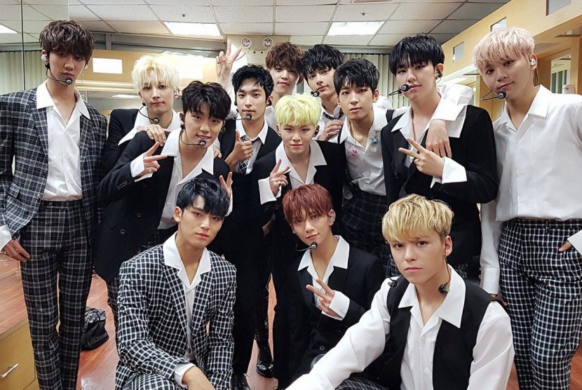 Boy band Korea Selatan, Seventeen, bernaung di bawah agensi Plendis yang kini telah diakuisisi Big Hit Entertainment.