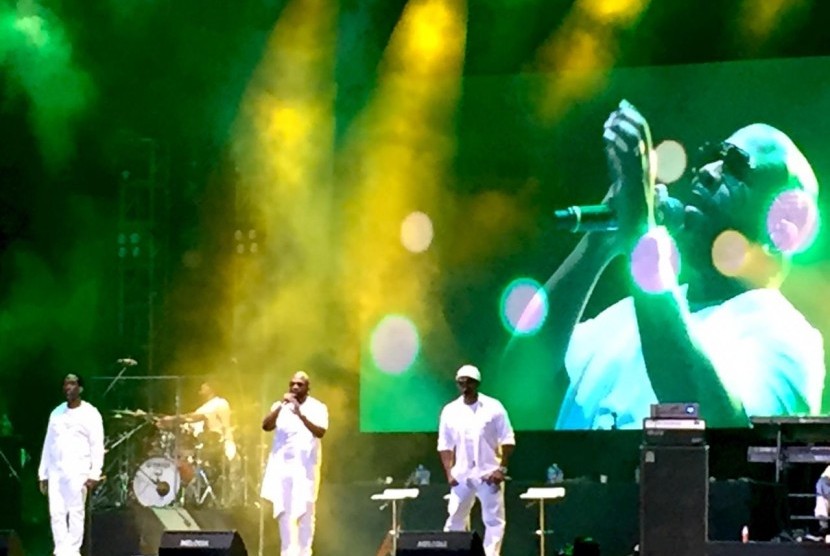 Boyz II Men menggelar konser di Jakarta, Rabu (4/12).
