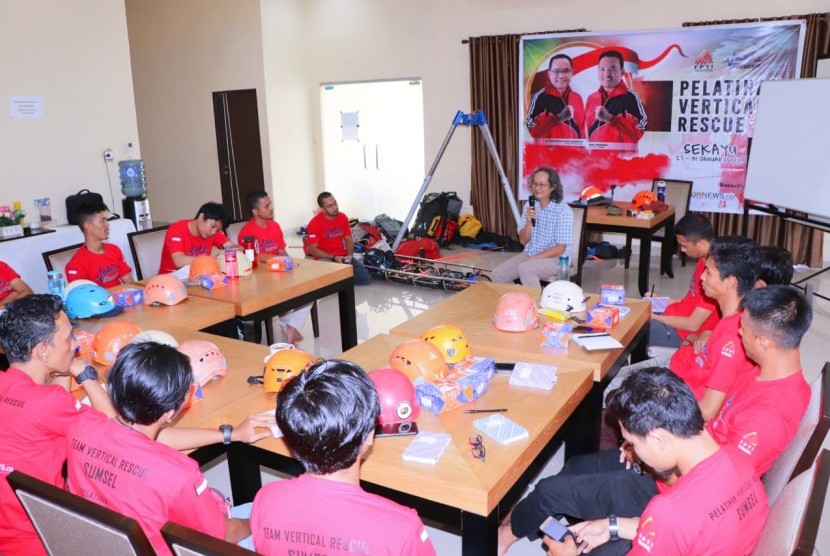 BPBD Kabupaten Muba, menggelar pembukaan pelatihan vertical rescue LPTI Sumatera Selatan 2020, bertempat di pendopoan rumah dinas Wakil Bupati Musi Banyuasin, Senin (27/1).