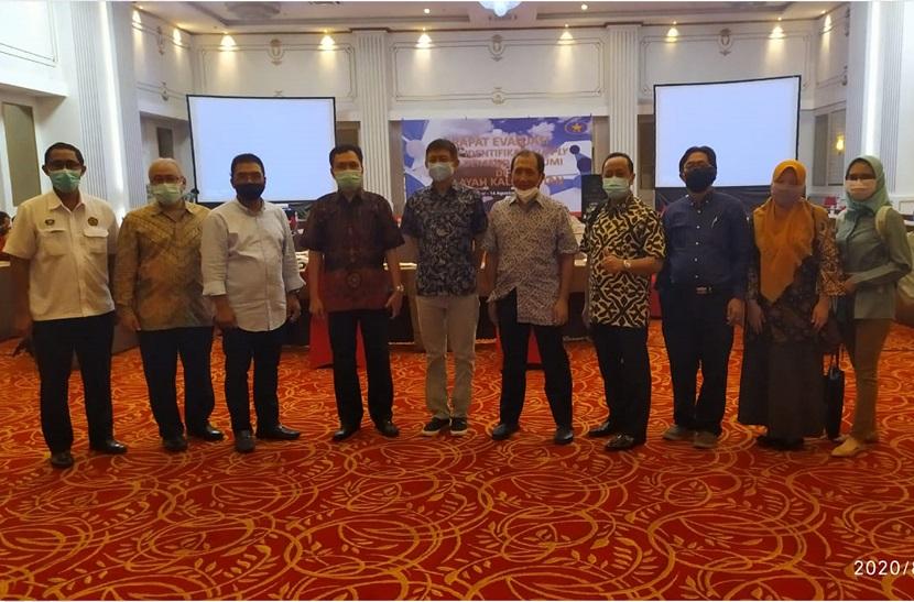 BPH Migas Gelar Rapat Presentasi Permohonan Perpanjangan Hak Khusus PT Majuko Utama Indonesia dan Rapat Evaluasi Hasil Identifikasi Supply & Demand Gas Bumi di Wilayah Kalimantan.