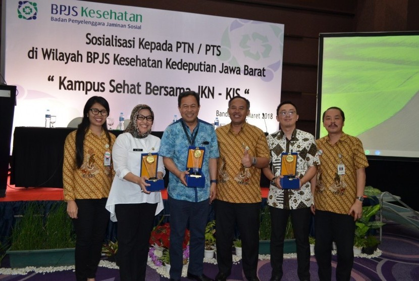 BPJS Kesehatan Kedeputian wilayah Jabar menggelar acara sosialisasi program JKN-KIS kepada kalangan perguruan tinggi di Kota Bandung, Selasa (6/3).