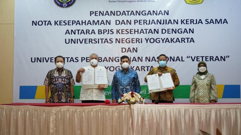 BPJS Kesehatan resmi menjalin kerja sama dengan Universitas Negeri Yogyakarta (UNY) dan Universitas Pembangunan Nasional (UPN) Yogyakarta. Kerja sama ini ditujukan sebagai tindak lanjut atas Instruksi Presiden Nomor 1 Tahun 2022 tentang Optimalisasi Program JKN-KIS