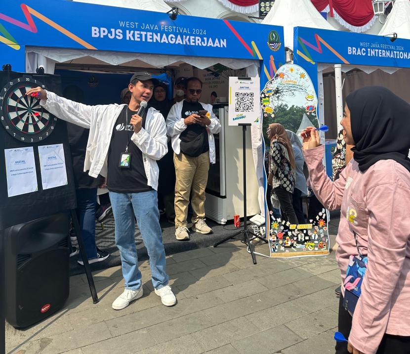 BPJS Ketenagakerjaan membuka booth dalam kegiatan WJF 2024