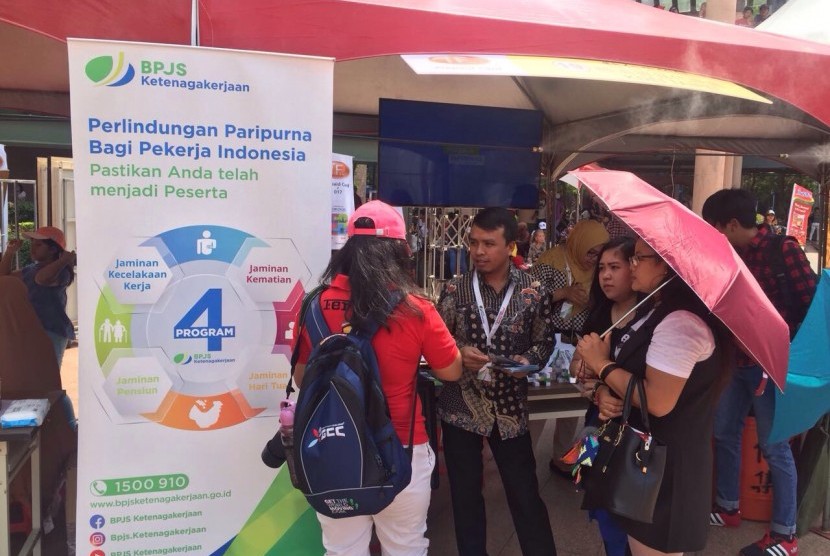 BPJS Ketenagakerjaan sosialisasikan program perlindungan TKI di Festival Budaya Nusantara yang diselenggarakan di Alun-alun Walikota, Banqiao, New Taipei City, Taiwan, Ahad (20/8).