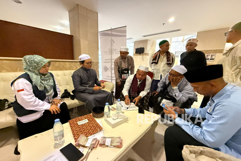 BPKH Limited dengan cepat merespons kekurangan layanan konsumsi bagi jamaah haji dengan memberikan kompensasi kepada jamaah terdampak. 