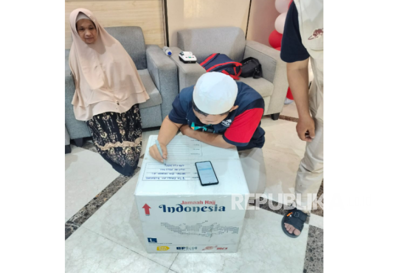 BPKH Limited menggandeng 15 mitra dapur lokal untuk memenuhi kebutuhan konsumsi jamaah haji Indonesia.