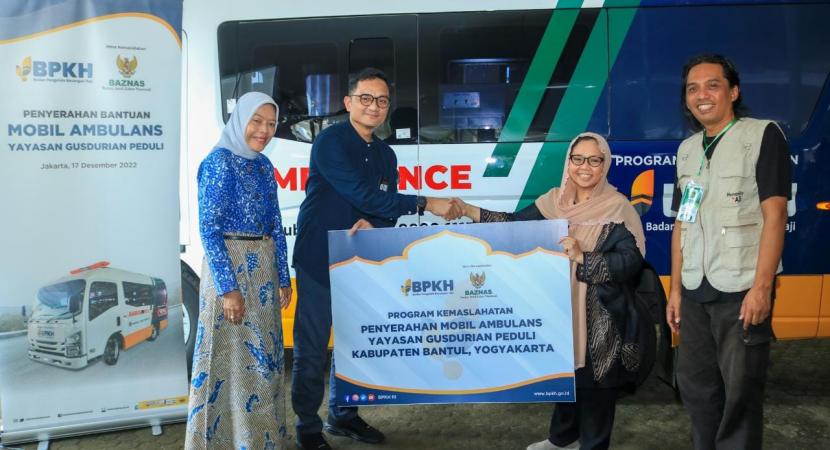 BPKH melalui melalui mitra Kemaslahatan Baznas menyalurkan bantuan pengadaan mobil ambulans untuk Yayasan Jaringan Gusdurian Peduli Kabupaten Bantul.