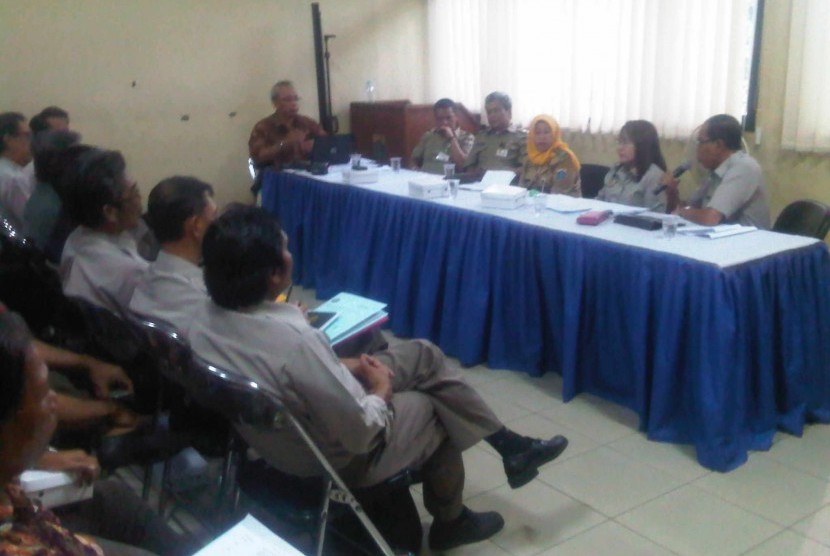 BPN Jaksel ketika menggelar pertemuan dengan warga Rawajati, Jakarta Selatan