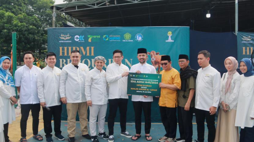 BPP HIPMI menyelenggarakan kurban yang diserahkan ke HIPMI Syariah di Masjid Al Azhar, Jakarta.