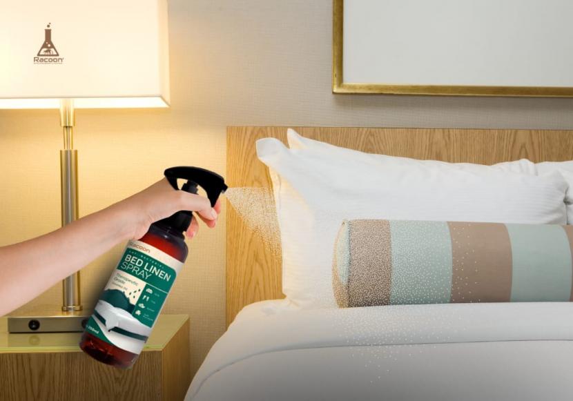 Brand Racoon Official memperkenalkan produk Racoon Bed Linen Spray yang merupakan cairan antibacterial yang dapat mencegah pertumbuhan bakteri pada kasur. 