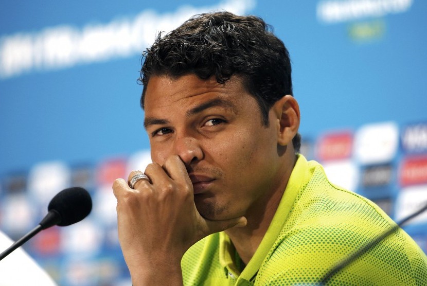 Brazil's national soccer player Thiago Silva attends a news conference a day before their World Cup soccer match against Chile at the Mineirao stadium in Belo Horizonte June 27, 2014.