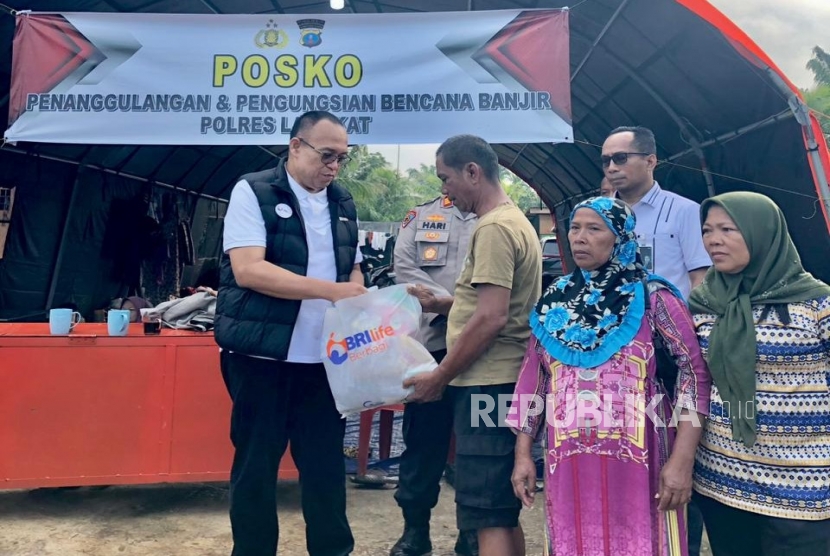 BRI Life dan Bank BRI membangun sejumlah posko di wilayah bencana Sumut dan Sumbar untuk meringankan beban warga terdampak bencana.