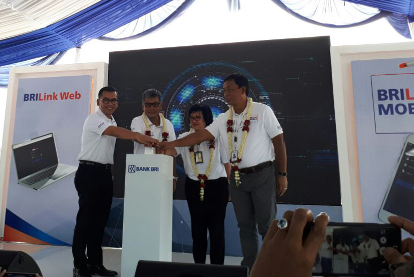 BRI luncurkan BRILink Mobile, Rabu (22/2). Acara ini dihadiri oleh perwakilan dari Bank Indonesia dan Otoritas Jasa Keuangan (OJK). 
