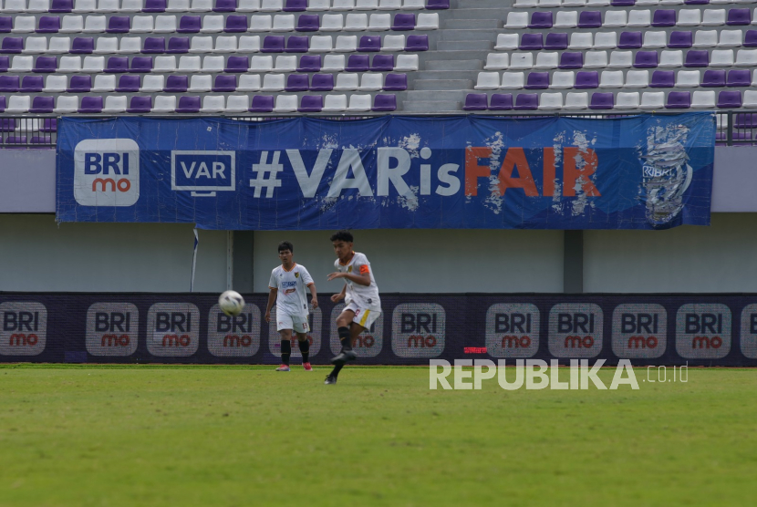 BRI memberikan dukungan pada Liga Kompas U-14 yang menjadi ajang pembinaan sepak bola usia dini. 