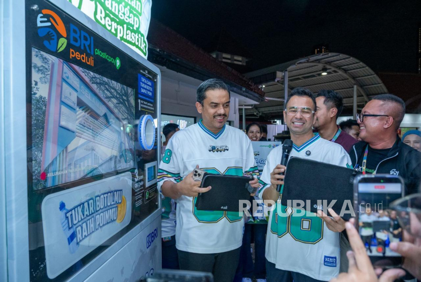 BRI menghadirkan mesin RVM di area ajang musik rakyat KOPLING 2025 di Gambri Expo Kemayoran pada 8-9 November 2025. Ini merupakan aksi BRI terkait isu sampah demi menjaga kelestarian lingkungan.