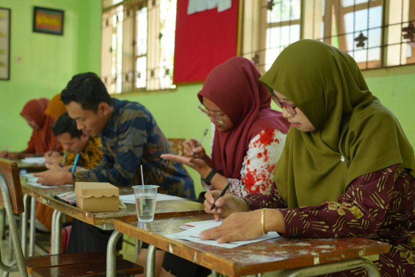 BRI Peduli selaku payung dari Tanggung Jawab Sosial dan Lingkungan (TJSL) BRI terus memberikan dukungan bagi kemajuan pendidikan di Indonesia. 