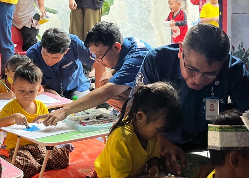 Brinks Solutions Indonesia (Brink's) turut memperingati Hari Anak Nasional 2024 yang diselenggarakan di Rumah Hebat Anak Indonesia (RHAI) yang berlokasi di Lebak Bulus, Jakarta Selatan.