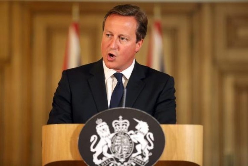 Britain's Prime Minister David Cameron speaks at a news conference in Downing Street, central London August 29, 2014.