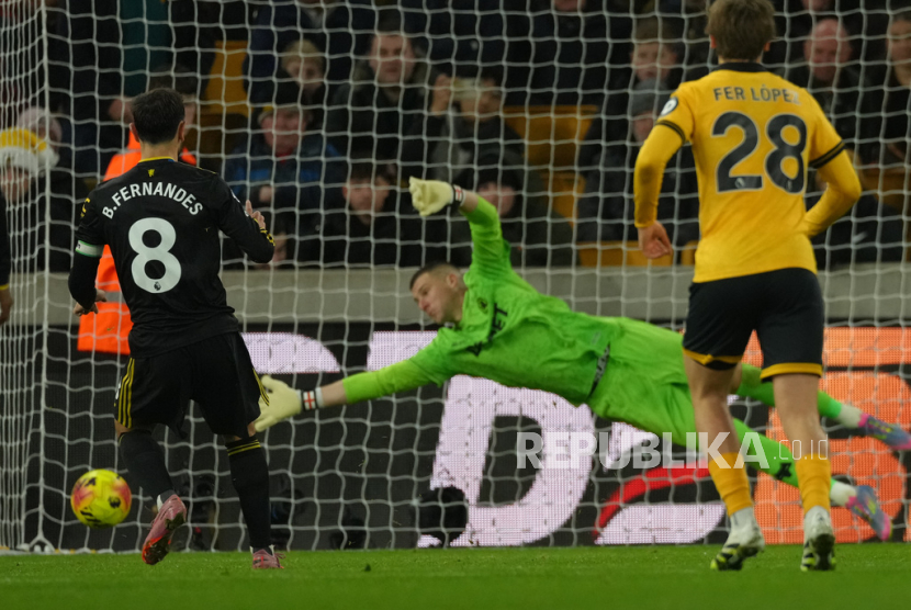 Fernandes Cetak Dua Gol, Manchester United Taklukkan Wolves 4-1