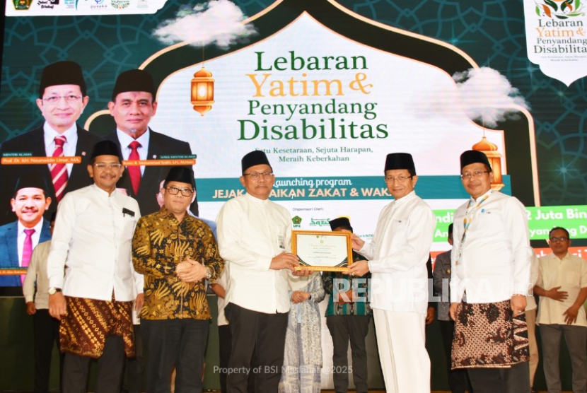 BSI Maslahat mendapat apresiasi dari Menteri Agama Nasaruddin Umar di Jakarta, Jumat (4/7/2025).
