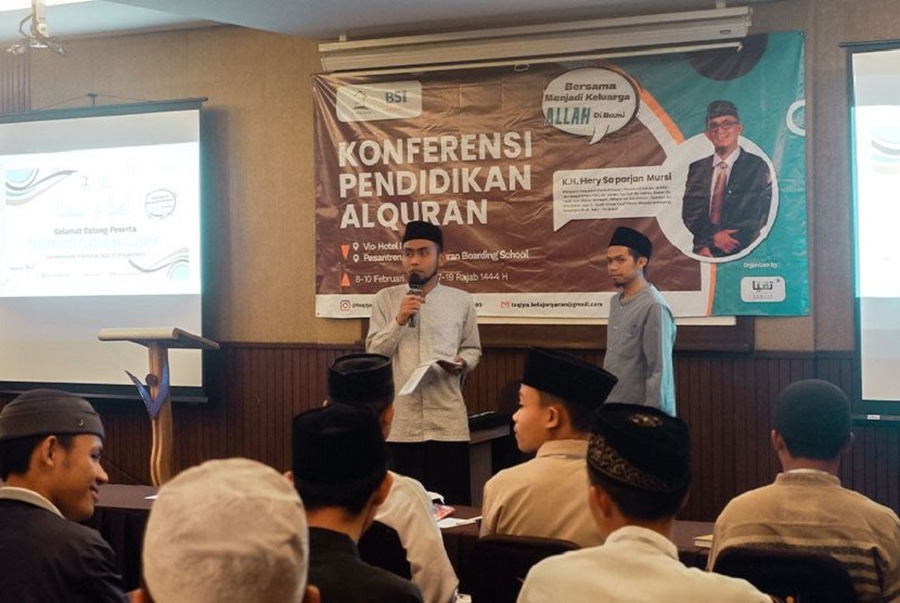 Konferensi Pendidikan Al Quran Rumah Tahfidz BSI Maslahat pada Rabu, 8 Februari sampai 10 Februari 2023. Kegiatan ini merupakan Program Rumah Tahfidz Bina Santri Indonesia dalam rangka standarisasi seluruh Pembina Rumah Tahfidz BSI Maslahat dan santri menggunakan metode Asqolani.