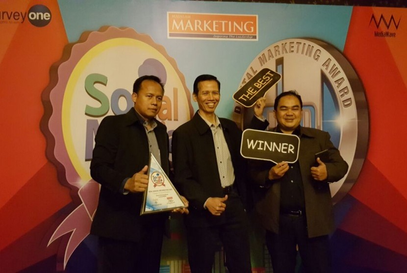 BSI memenangkan social media award 2016.