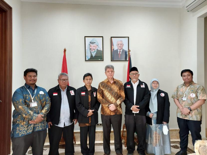 BSMI serahkan bantuan medis dan dana kemanusiaan melalui Kedutaan Besar Palestina di Jakarta.