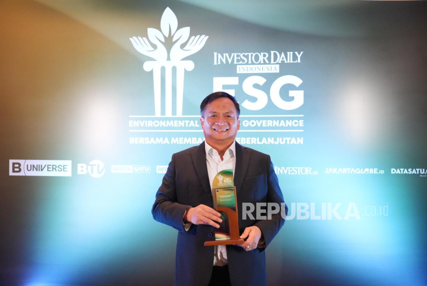 Buah pemberdayaan berkelanjutan terhadap jutaan perempuan prasejahtera, mengantarkan PNM mendapatkan dua penghargaan. 