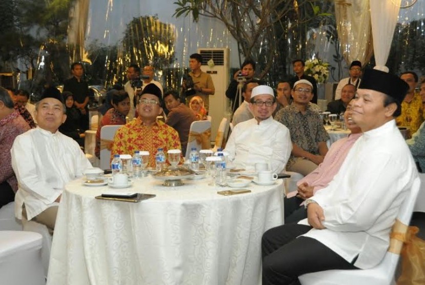 Buka bersama di kediaman Wakil Ketua MPR Hidayat Nur Wahid.