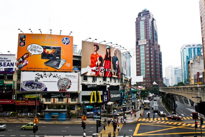 Bukit Bintang kawasan pusat belanja terkenal di Kuala Lumpur, Malaysia.