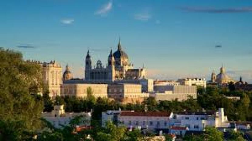 Bukti kejayaan Islam di Madrid, Spanyol. Semua tergambar jelas pada jejak bangunan kunonya.